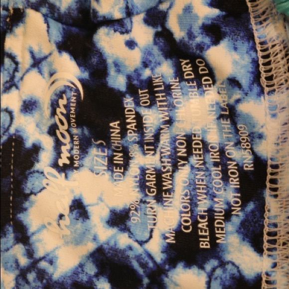 New W Tags ruched Capri spandex leggings tights S - Picture 7 of 8